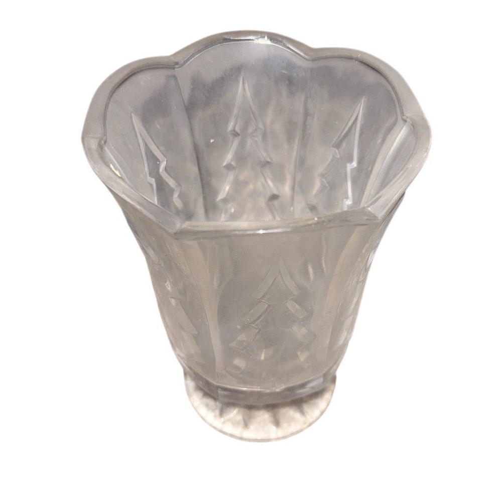 Pedestal Vase Scalloped‎ Rim Embossed Christmas Tree 6.5 in Tall pressed glass - Picture 2 of 6